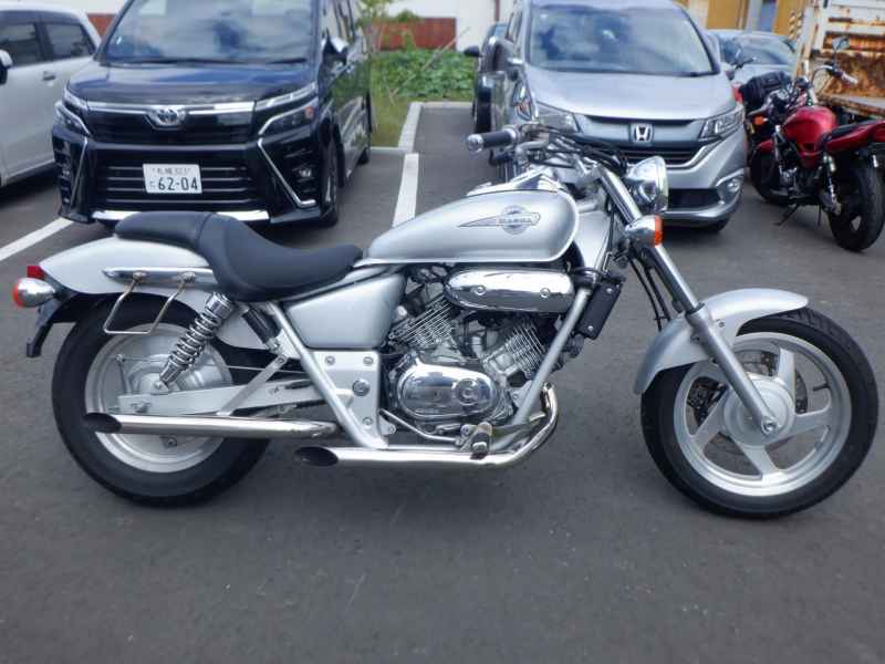 Honda V- Twin Magna