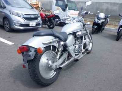 Honda V- Twin Magna