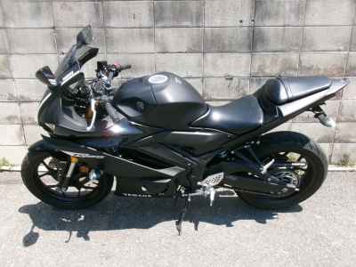 Yamaha YZF-R25 2019