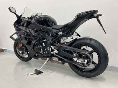 BMW S1000RR 2025