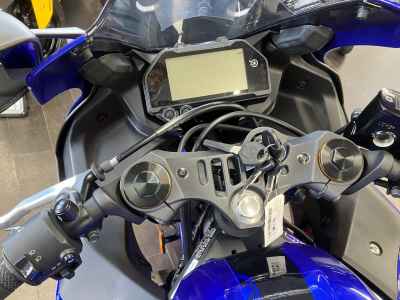 Yamaha YZF-R25