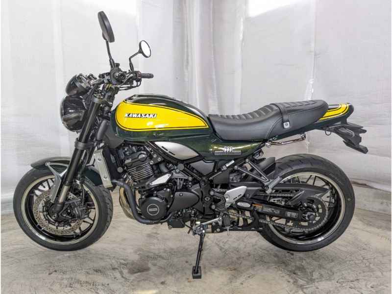 Kawasaki Z900RS 2023