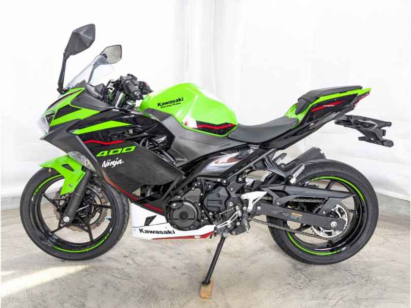 Kawasaki Ninja 400 2021