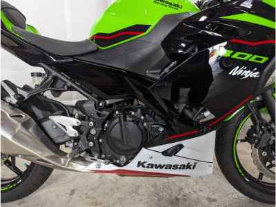 Kawasaki Ninja 400 2021