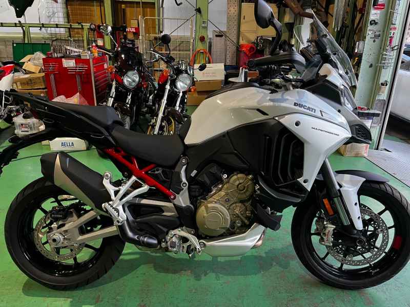 Ducati Multistrada V4 2025