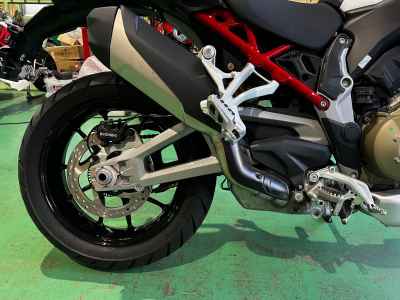 Ducati Multistrada V4 2025