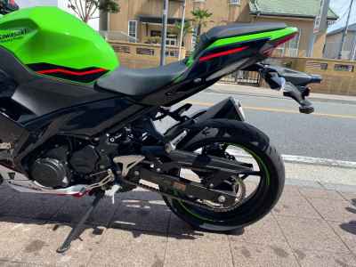 Kawasaki Ninja 400 KRT Edition 2022