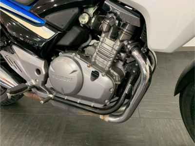 Suzuki GSR250
