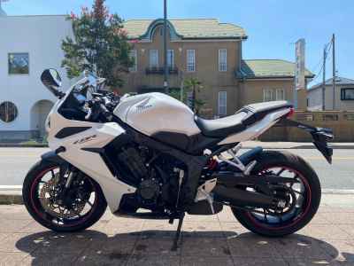 Honda CBR650R 2023