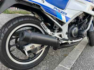 Yamaha FZ250 Fazer