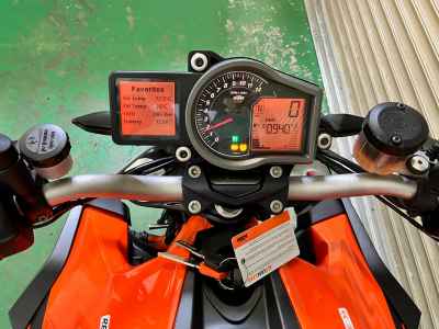 KTM 1290 Super Duke 2015