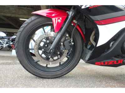 Suzuki GSX250R
