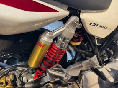 Honda CB400 Super Boldor 2015