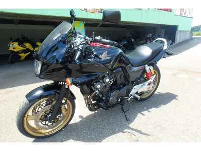 Honda CB400 Super Boldor 2012
