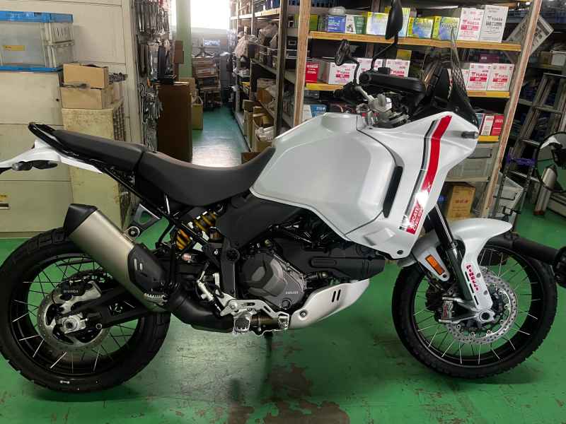 Ducati DesertX 2025