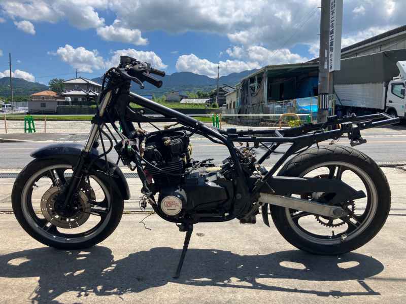 Kawasaki GPZ400F
