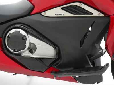 Honda NM4 Vultus 2019