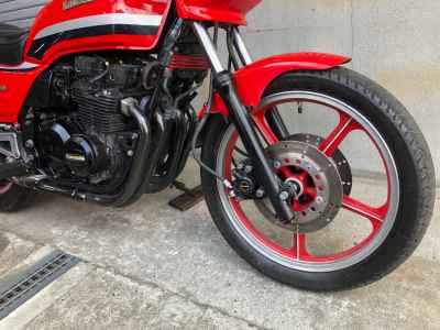 Kawasaki GPZ550