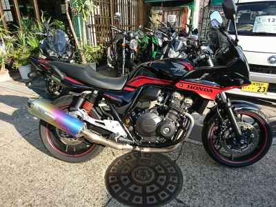 Honda CB400 Super Boldor 2016