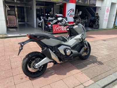 Honda X-Adv 750 2024