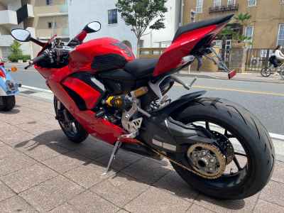 Ducati Panigale V2 2023