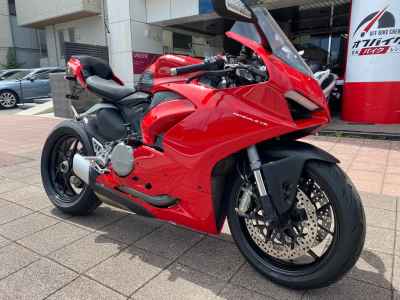 Ducati Panigale V2 2023