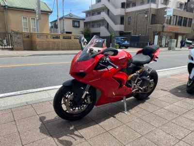 Ducati Panigale V2 2023