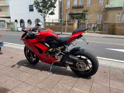 Ducati Panigale V2 2023