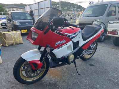 Kawasaki GPZ600R