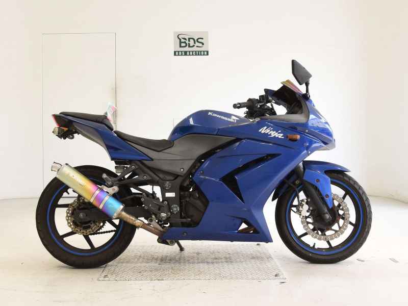 Kawasaki Ninja 250R 2011