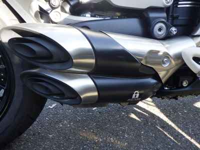 Triumph Rocket 3 R 2021