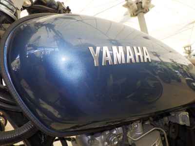 Yamaha SR400 2019
