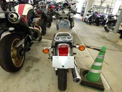 Yamaha SR400 2019