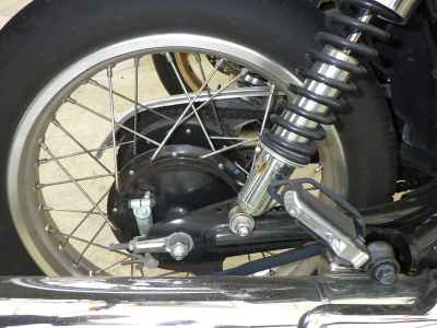 Yamaha SR400 2019