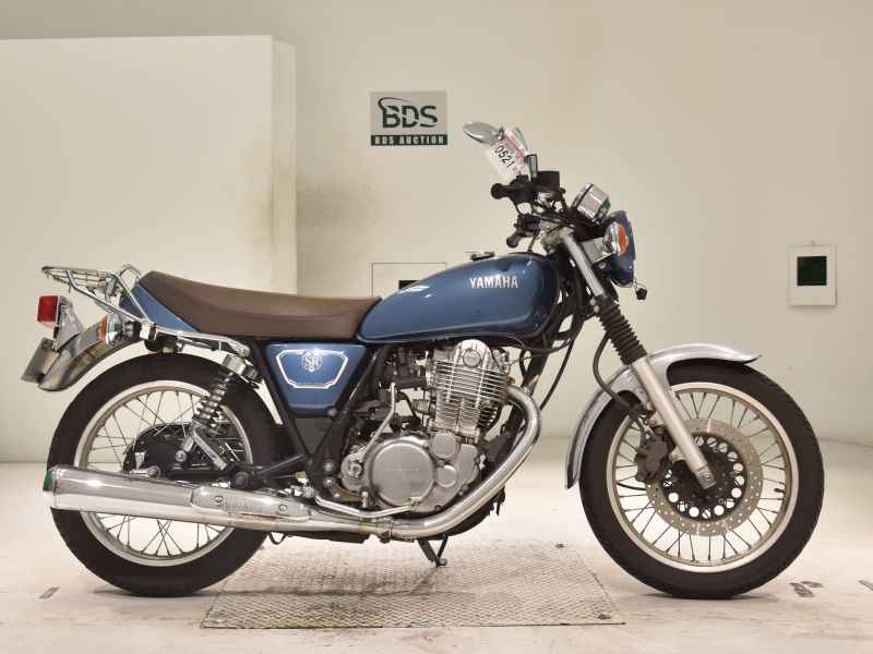 Yamaha SR400 2019