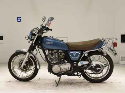 Yamaha SR400 2019