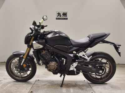 Honda CB650R E-Clutch 2024