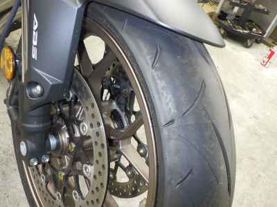 Honda CB650R E-Clutch 2024
