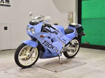 Yamaha FZR250