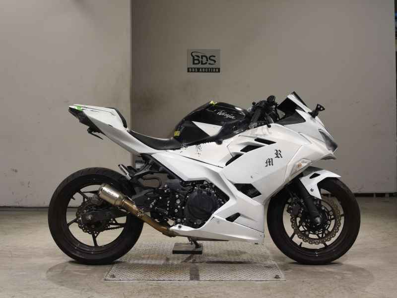 Kawasaki Ninja 400 2023