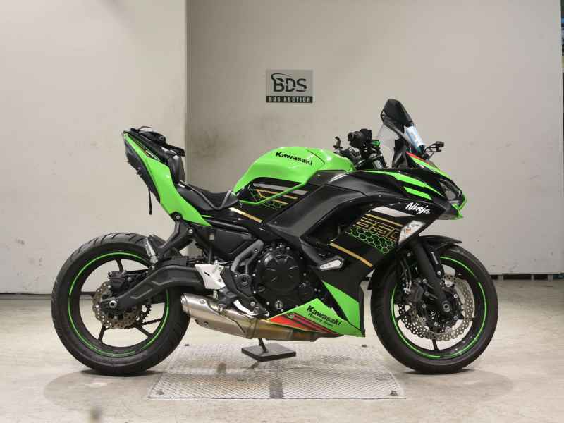 Kawasaki Ninja 650 2021