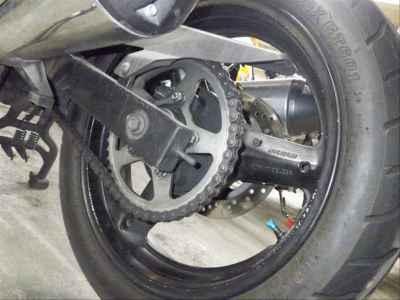 Suzuki GSR250F