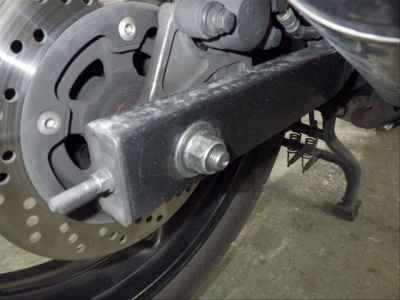 Suzuki GSR250F