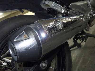 Suzuki GSR250F