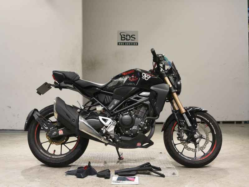 Honda CB250R 2019