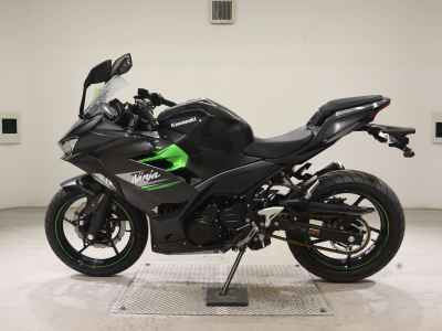 Kawasaki Ninja 250 2023
