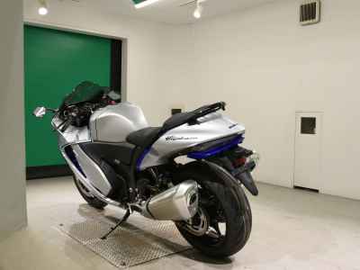 Suzuki Hayabusa 2025