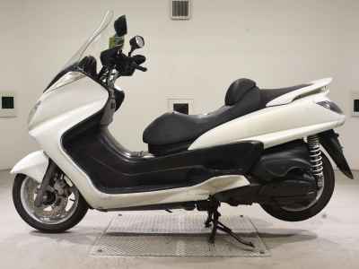 Yamaha Majesty 250