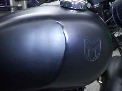 Suzuki MATTE MOTORCYCLE 250 2023