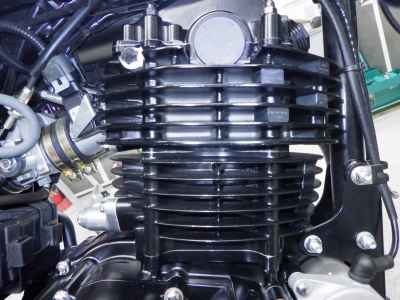 Suzuki MATTE MOTORCYCLE 250 2023